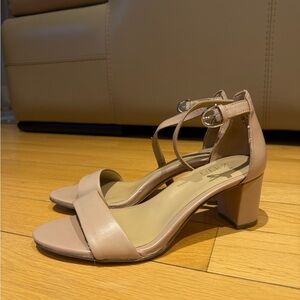 Naturalizer Beige Block Heels